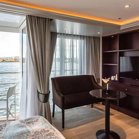 Botel Select Ms Charles Dickens