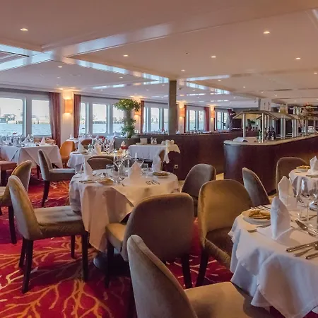 Select Ms Charles Dickens Botel 5*